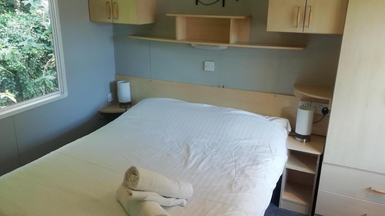 Static Caravan For Hire, Budget Friendly Единбург Екстериор снимка